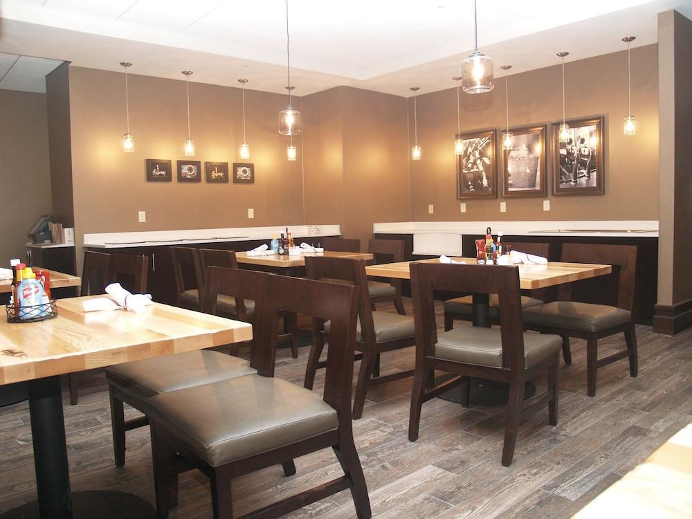 Holiday Inn Salina By Ihg Dış mekan fotoğraf