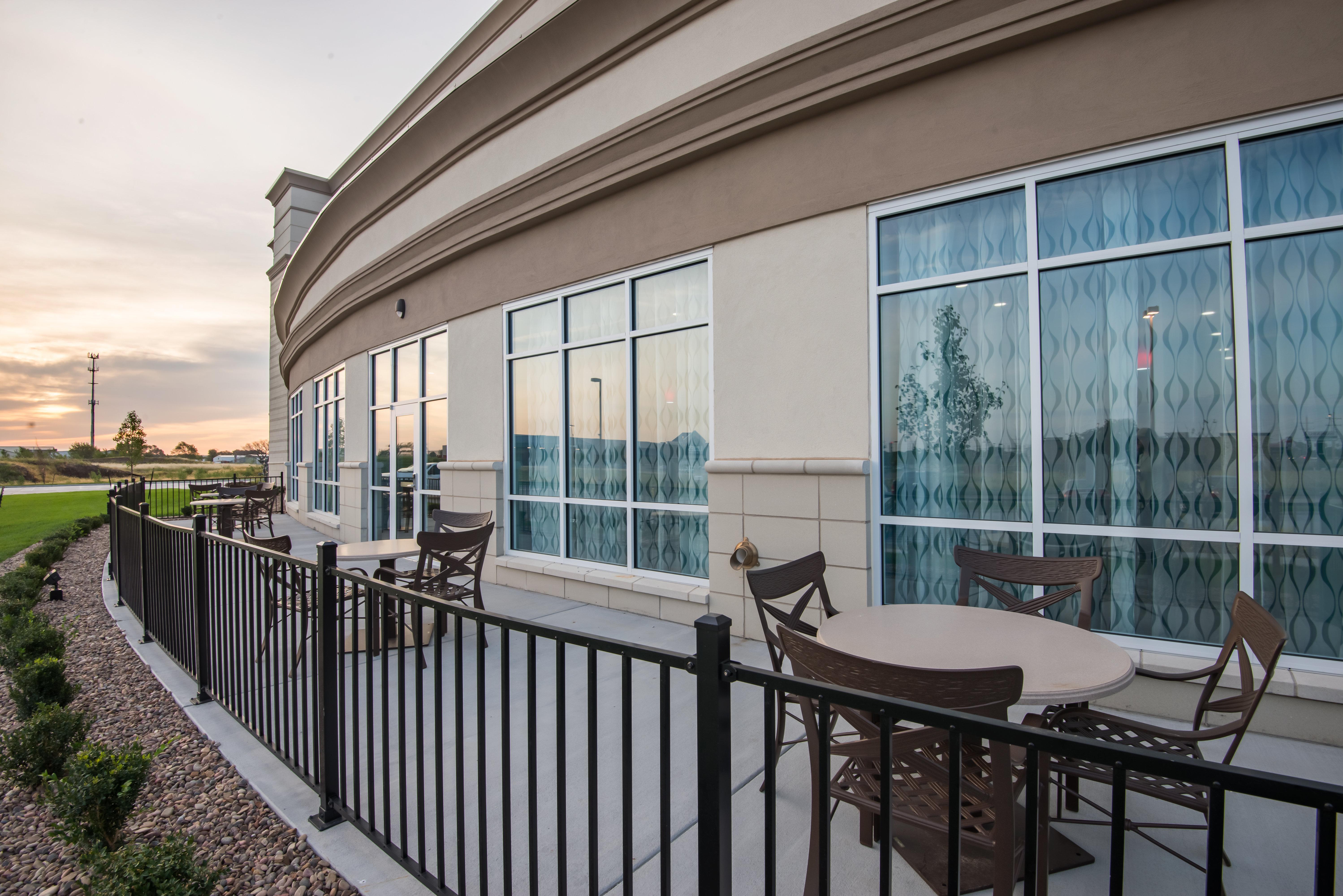 Holiday Inn Salina By Ihg Dış mekan fotoğraf