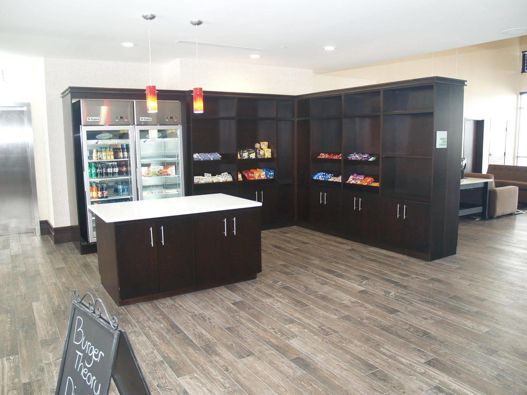Holiday Inn Salina By Ihg Dış mekan fotoğraf